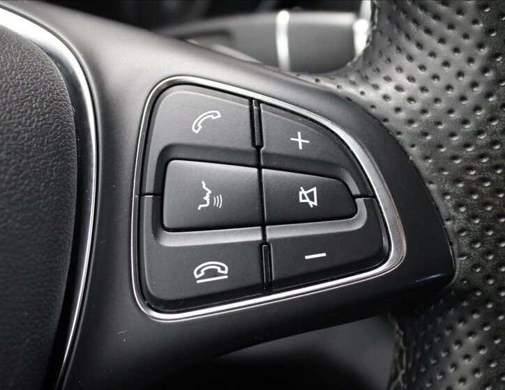 Mercedes-Benz Třídy V Kombi 2,1 l 120 kw