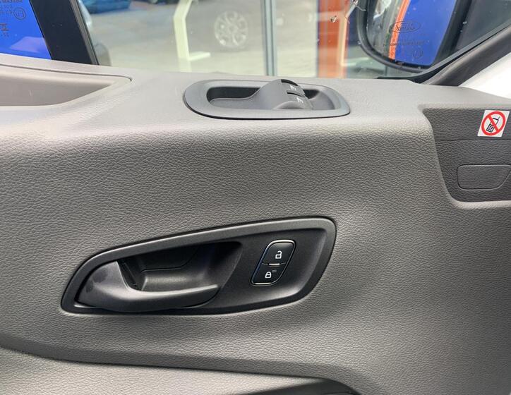 Ford Transit 10