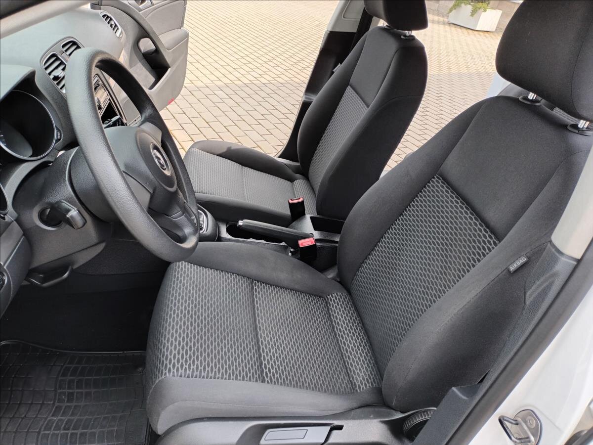 Volkswagen Golf Hatchback 1,4 l 59 kw