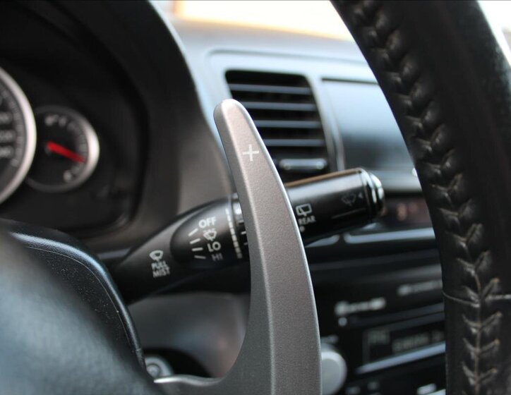 Subaru Legacy Kombi 2,0 l 121 kw