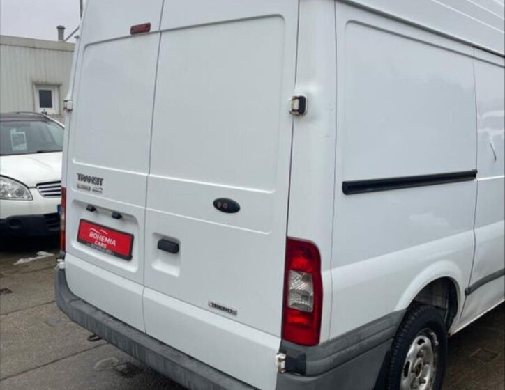 Ford Transit Skříň 2,2 l 63 kw