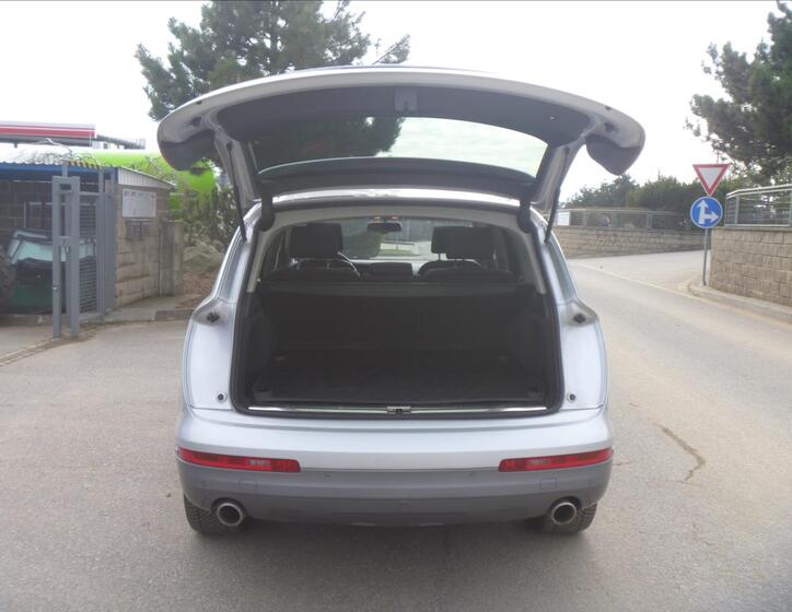 Audi Q7 SUV 3,0 l 176 kw