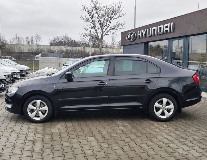 Škoda Rapid Liftback 1,2 l 77 kw