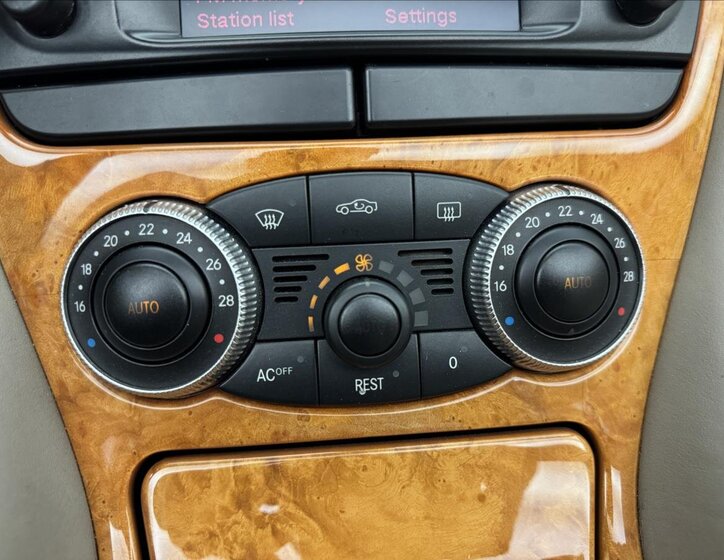 Mercedes-Benz SL Kabriolet 5,0 l 225 kw