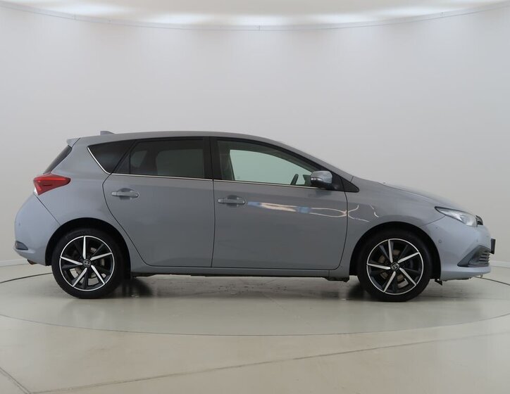 Toyota Auris Hatchback 1,6 l 97 kw