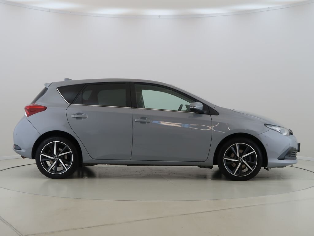 Toyota Auris Hatchback 1,6 l 97 kw