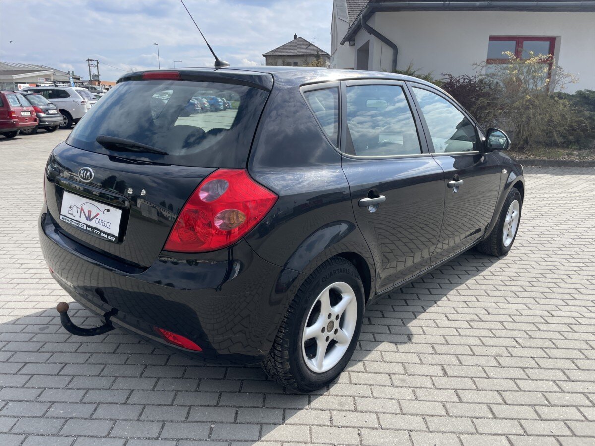 KIA Ceed Hatchback 1,4 l 80 kw