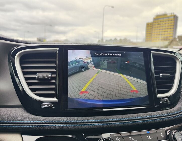 Chrysler Pacifica MPV 3,6 l 214 kw