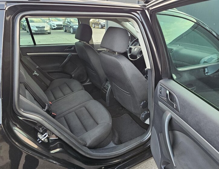 Škoda Octavia Kombi 2,0 l 103 kw