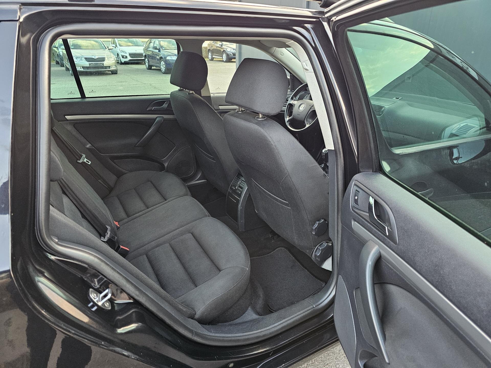 Škoda Octavia Kombi 2,0 l 103 kw