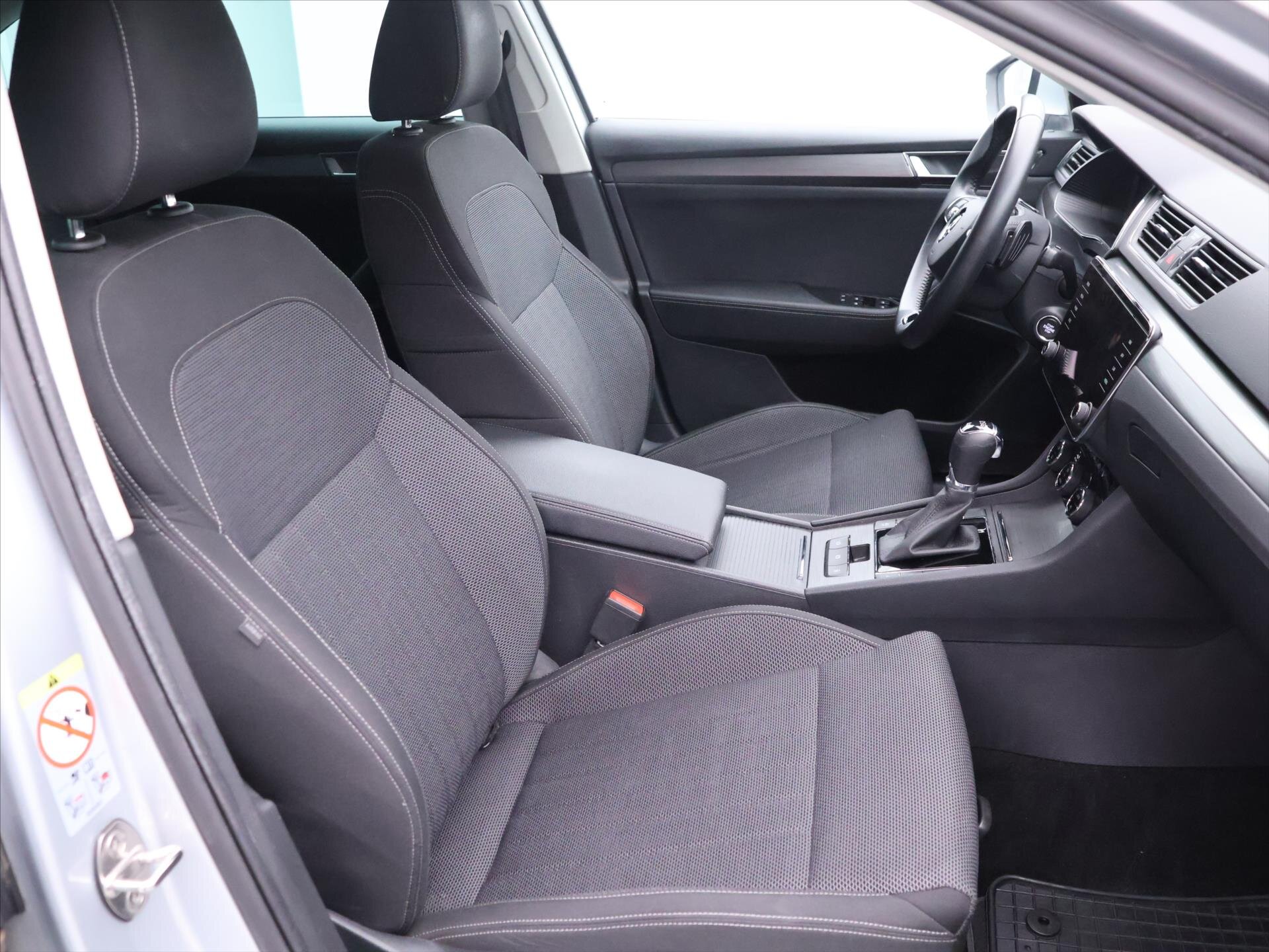 Škoda Superb Liftback 2,0 l 147 kw