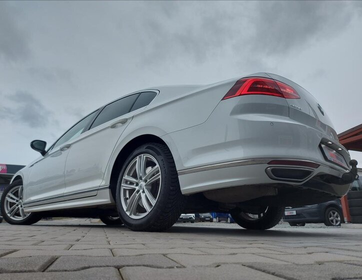 Volkswagen Passat 54