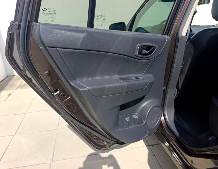 Renault Koleos SUV / Terénní 2,0 l 127 kw