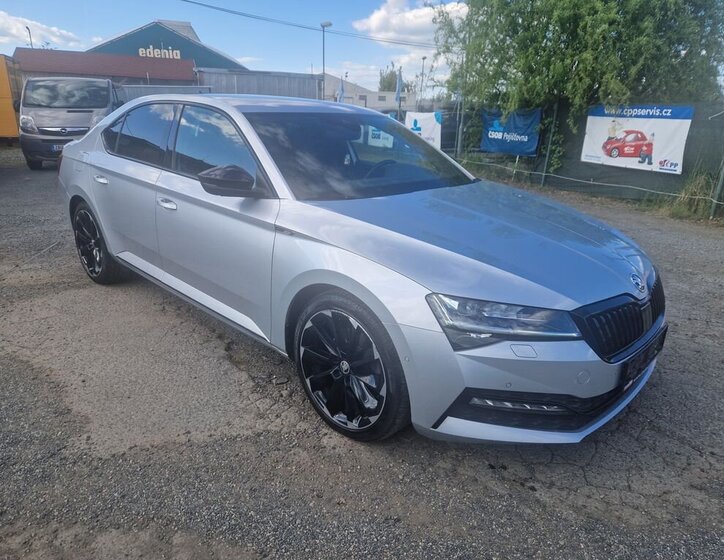 Škoda Superb Sedan / Limuzína 2,0 l 140 kw