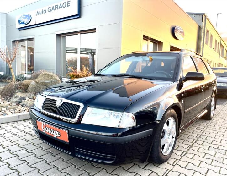 Škoda Octavia 1