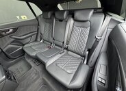 Audi Q8 SUV 3,0 l 210 kw