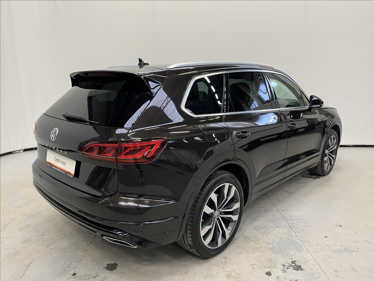 Volkswagen Touareg SUV / Terénní 3,0 l 210 kw