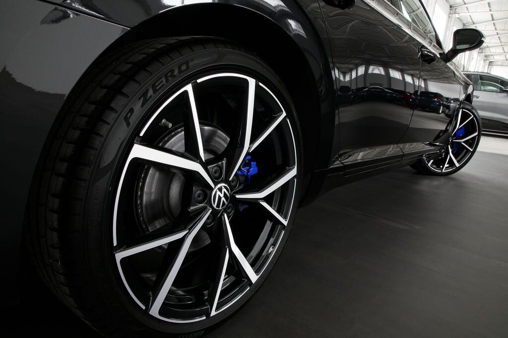 Volkswagen Arteon Kombi 2,0 l 235 kw