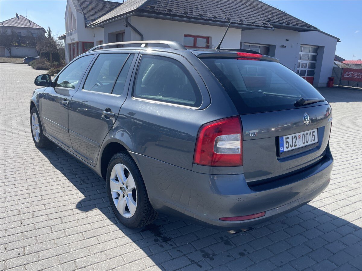 Škoda Octavia Kombi 2,0 l 103 kw