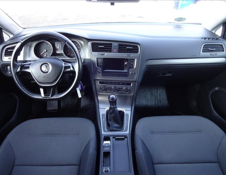 Volkswagen Golf Kombi 1,2 l 77 kw