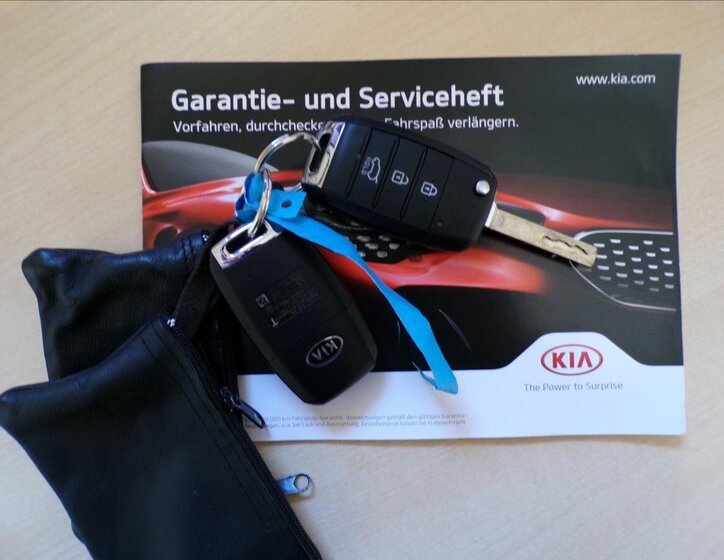 KIA Picanto Hatchback 998,0 49 kw