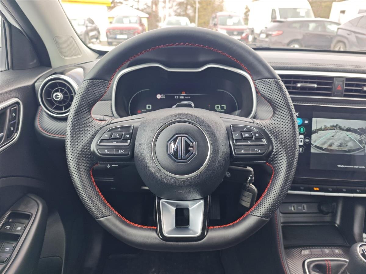 MG ZS SUV 1,5 l 78 kw
