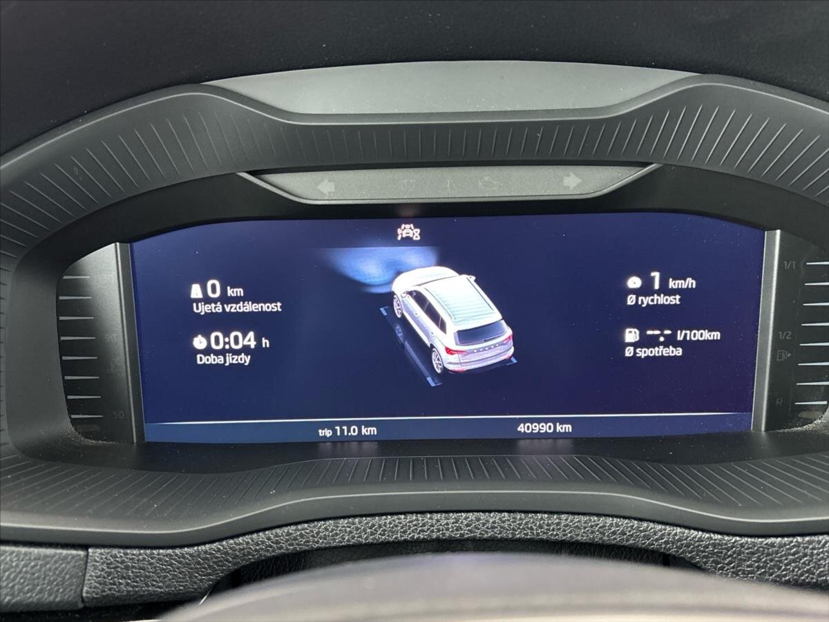 Škoda Karoq SUV / Terénní 1,5 l 110 kw