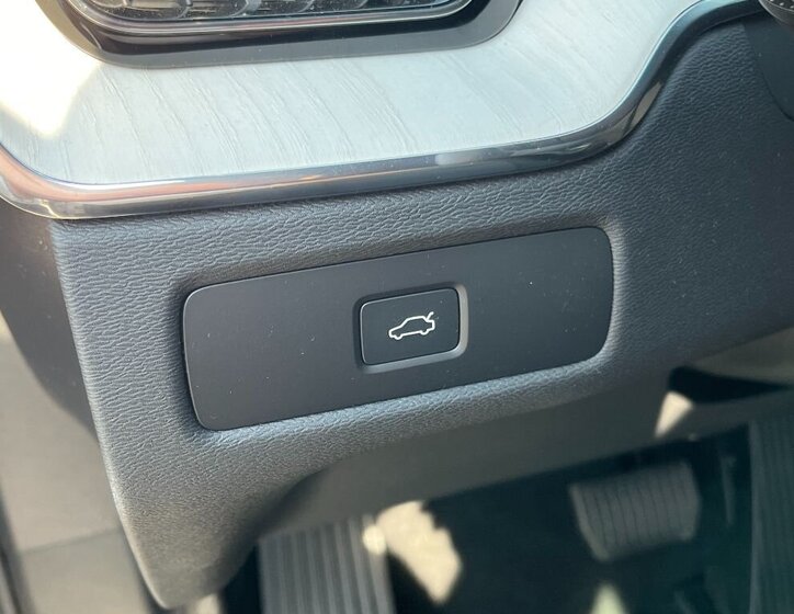 Volvo XC60 SUV / Terénní 2,0 l 184 kw