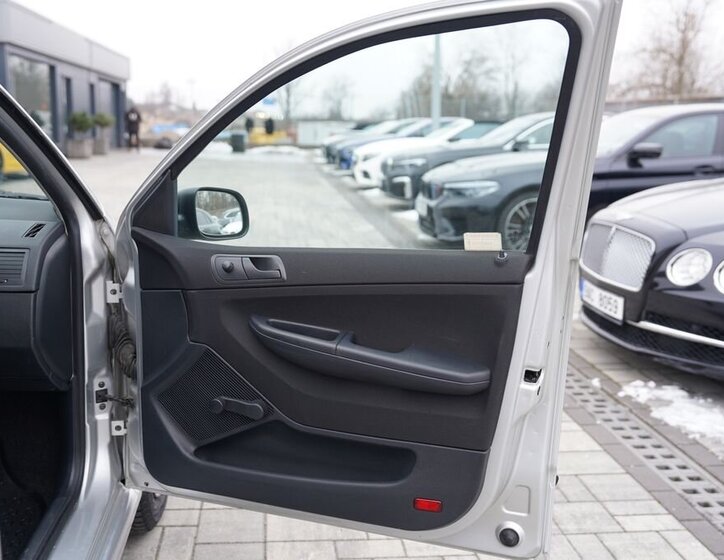 Škoda Fabia Sedan 1,2 l 47 kw