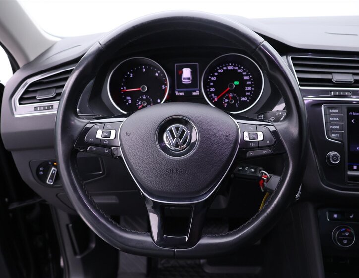 Volkswagen Tiguan SUV / Terénní 2,0 l 110 kw