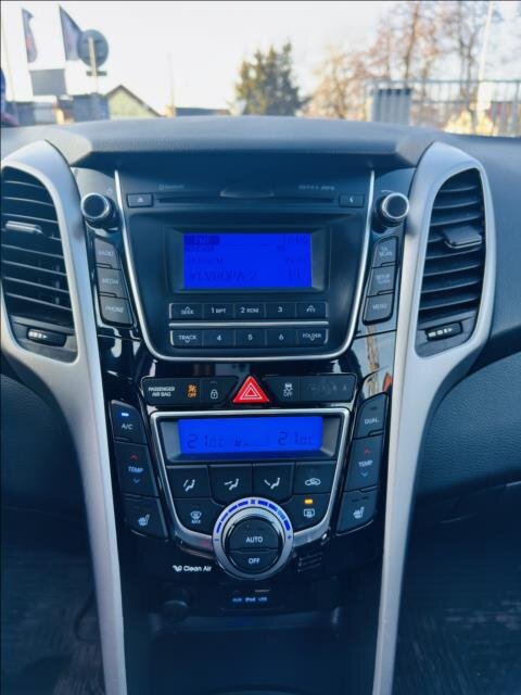 Hyundai i30 Kombi 1,6 l 81 kw