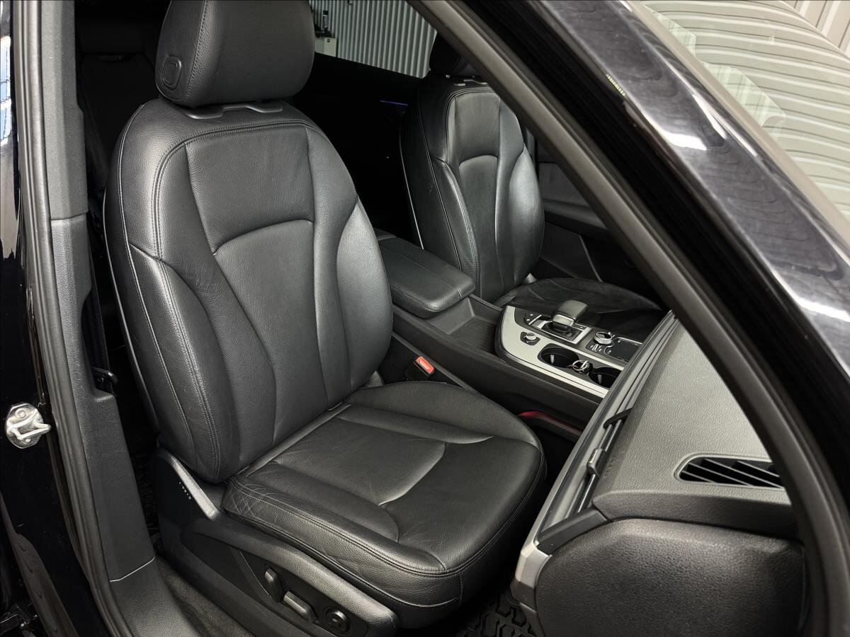 Audi Q7 SUV 3,0 l 160 kw