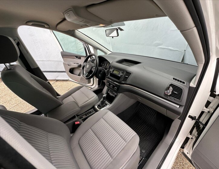 Seat Alhambra Kombi 1,4 l 110 kw