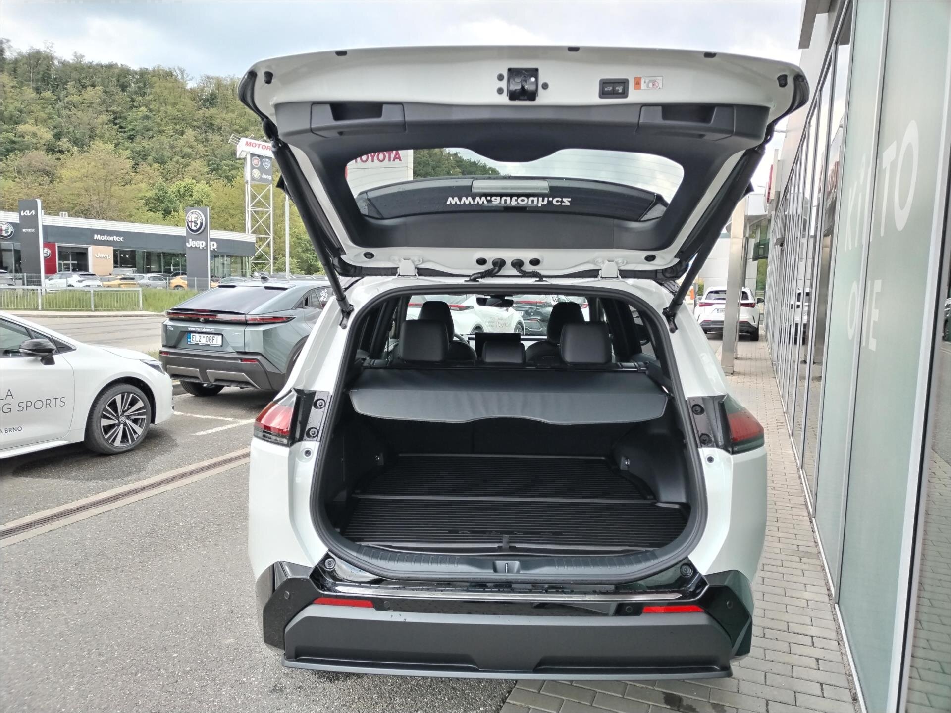 Toyota RAV4 SUV / Terénní 0,0 143 kw