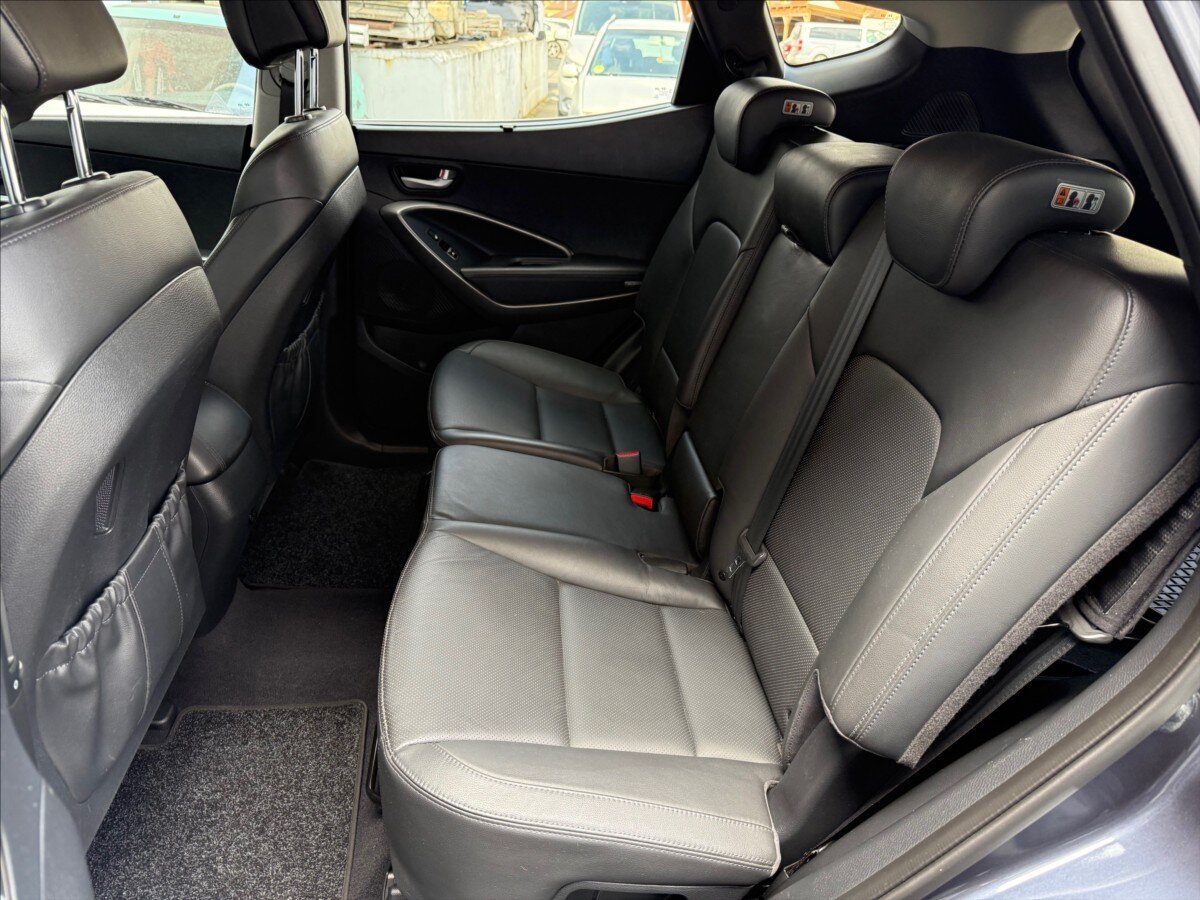 Hyundai Santa Fe SUV / Terénní 2,2 l 145 kw