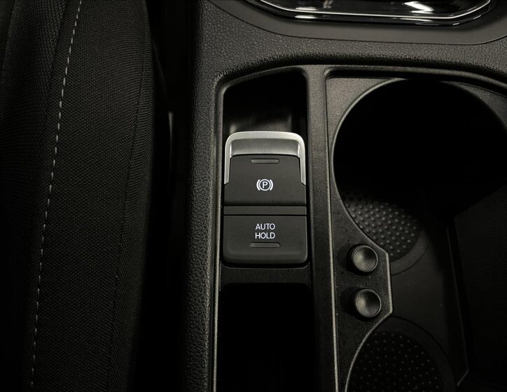 Volkswagen Touran MPV 1,5 l 110 kw