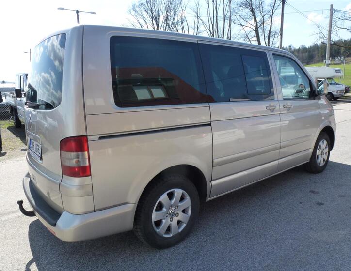 Volkswagen Multivan 7
