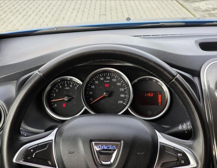 Dacia Sandero 15