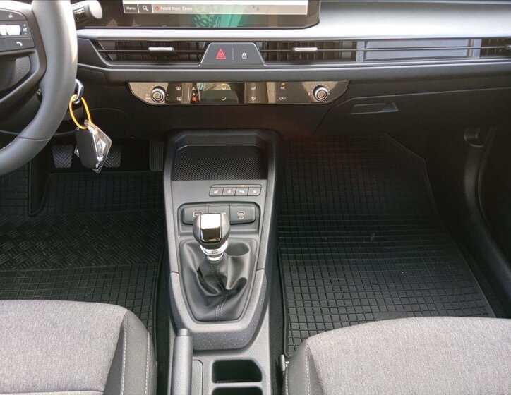 KIA Stonic SUV / Terénní 998,0 74 kw