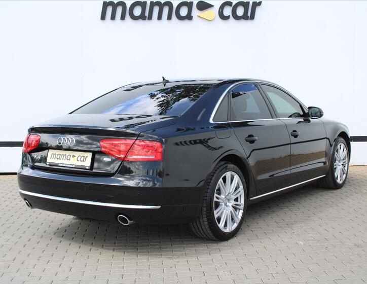 Audi A8 7