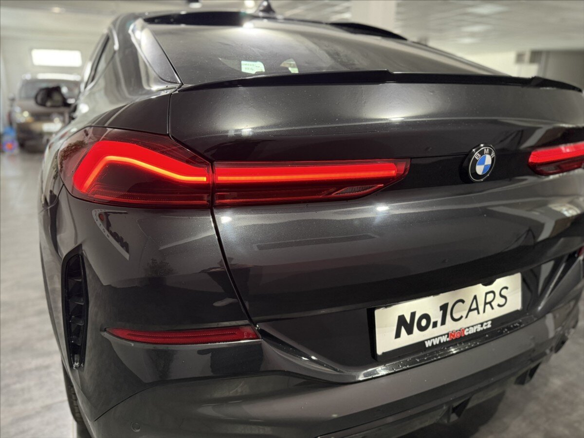 BMW X6 Sedan / Limuzína 3,0 l 250 kw