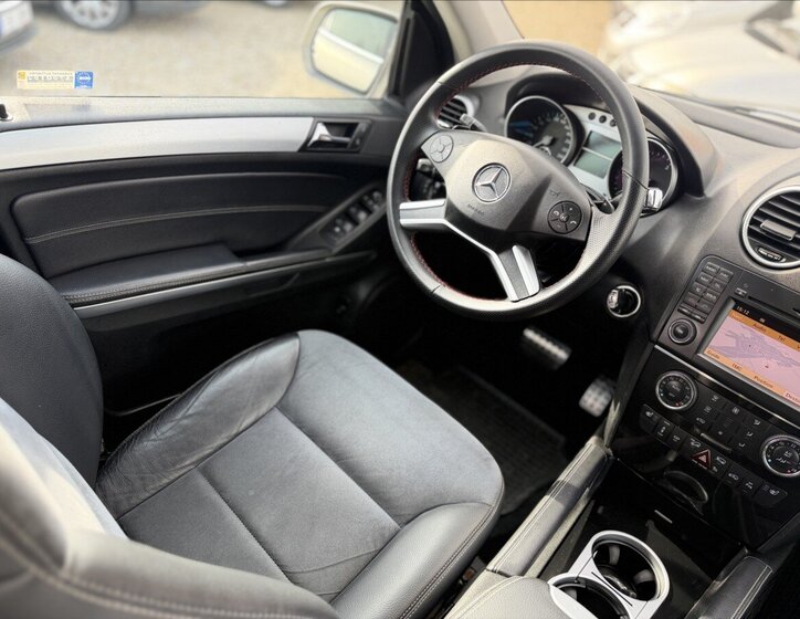 Mercedes-Benz Třídy M Kombi 3,0 l 165 kw