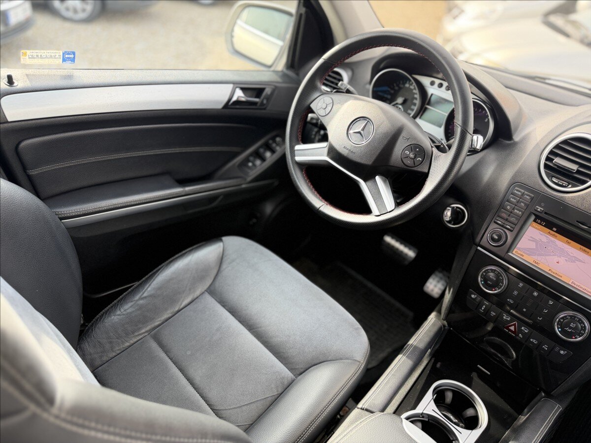 Mercedes-Benz Třídy M Kombi 3,0 l 165 kw