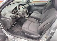 Peugeot 206 10