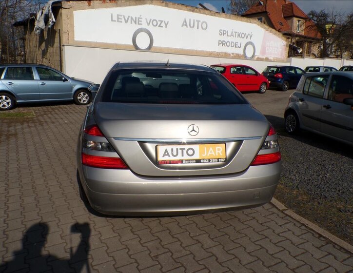 Mercedes-Benz Třídy S Sedan / Limuzína 3,0 l 173 kw