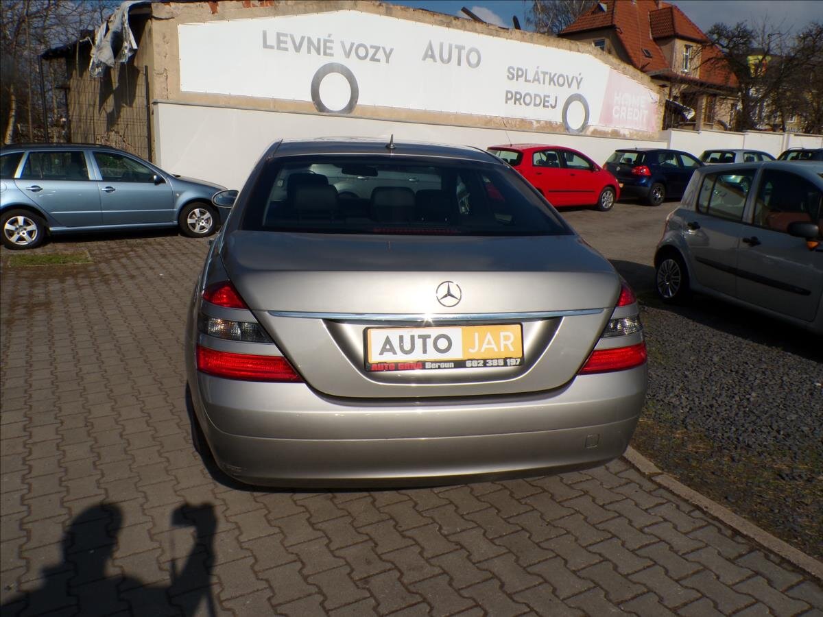 Mercedes-Benz Třídy S Sedan / Limuzína 3,0 l 173 kw