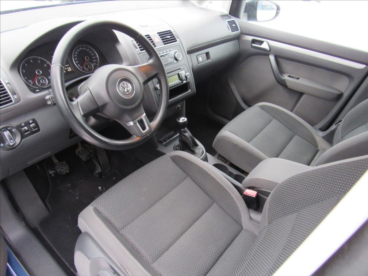 Volkswagen Touran Kombi 1,2 l 77 kw