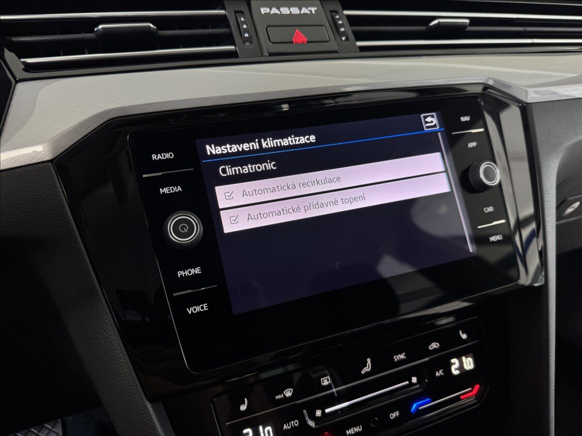 Volkswagen Passat Kombi 2,0 l 110 kw