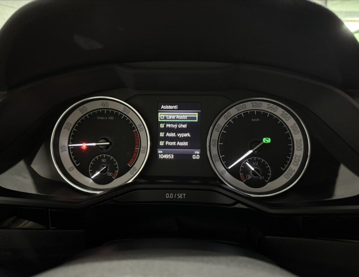 Škoda Superb Sedan 2,0 l 206 kw