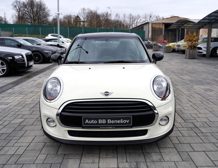 Mini Cooper Hatchback 1,5 l 100 kw